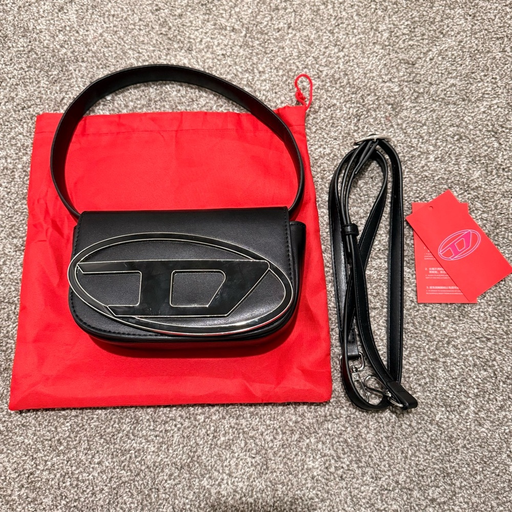 Diesel purse